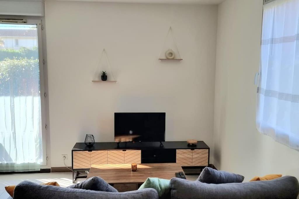 Апартаменти T2 Pool & Terrasse - Parking - Metro - Wifi Тулуза Екстер'єр фото