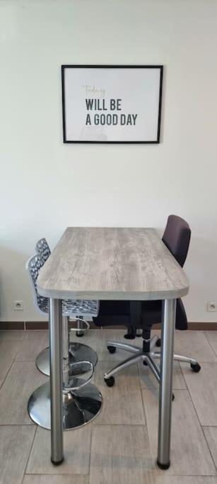 Апартаменти T2 Pool & Terrasse - Parking - Metro - Wifi Тулуза Екстер'єр фото